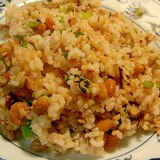 きゅうりのキューちゃんと納豆の玄米チャーハン